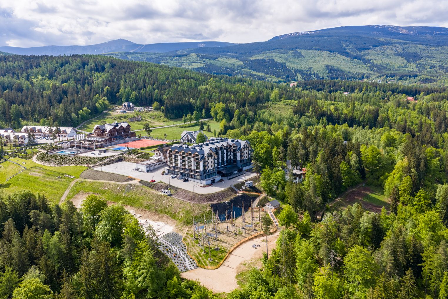 KAZALNICA APARTHOTEL & RESORT