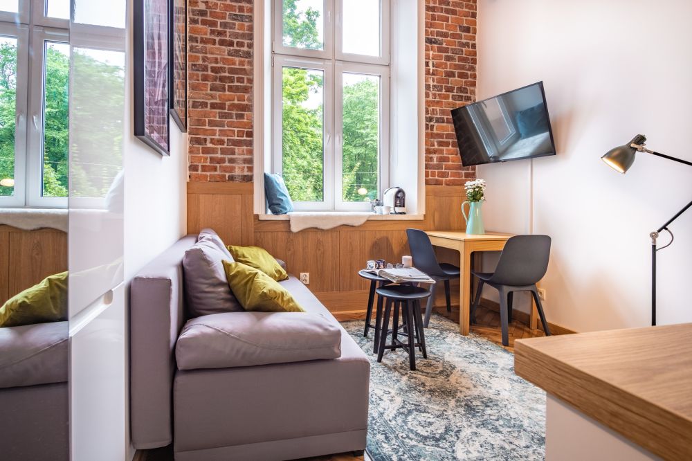 Tower Street Apartments - 104