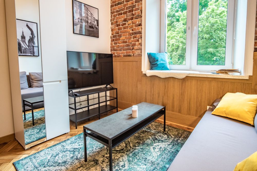 Tower Street Apartments - 105