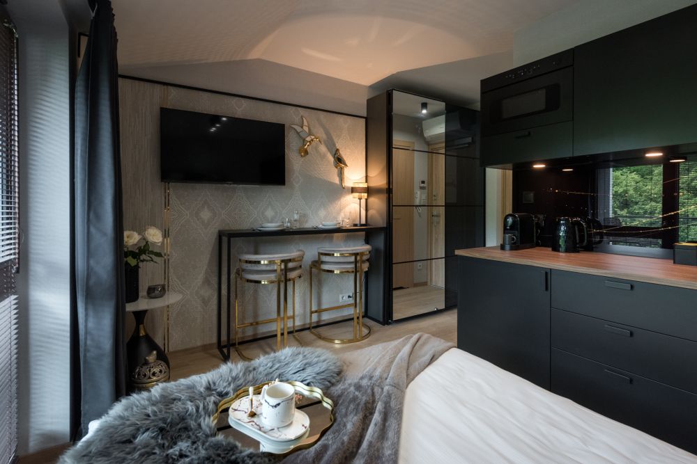 Iron13 Apartments - 77