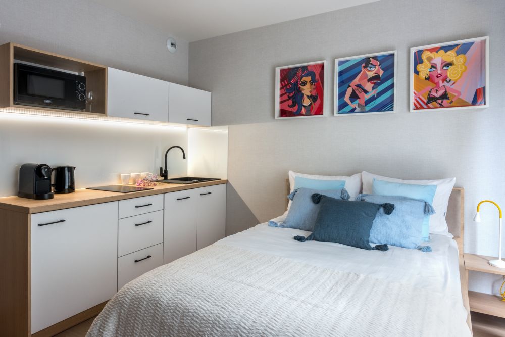 Iron13 Apartments - 20