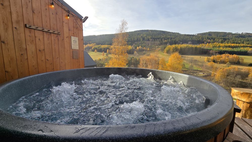 GORĄCA BALIA/HOT TUB 18.00-19.
