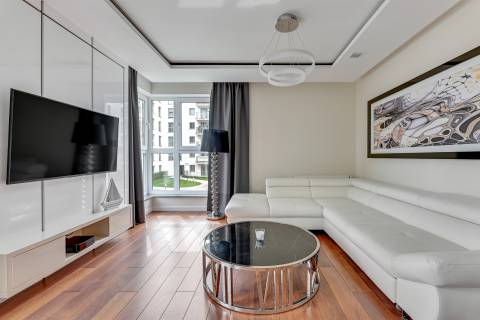 Blue Mandarin Szafarnia