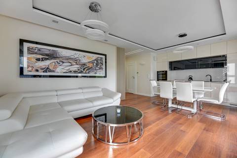 Blue Mandarin Szafarnia