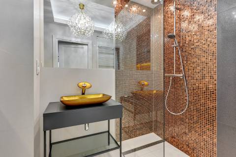 Blue Mandarin Szafarnia