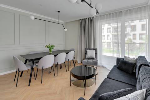 Blue Mandarin Szafarnia