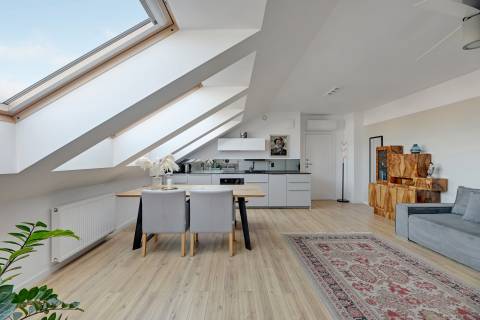 Blue Mandarin Szafarnia