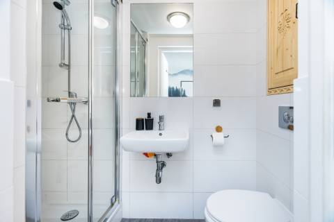 Black Apart- noclegi w górach