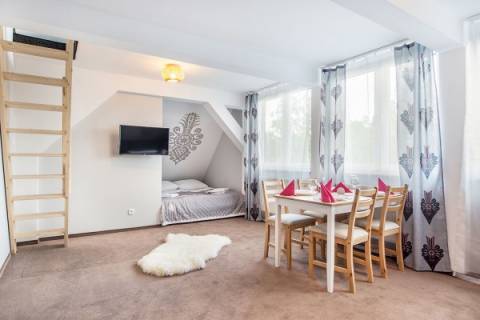 Black Apart- noclegi w górach