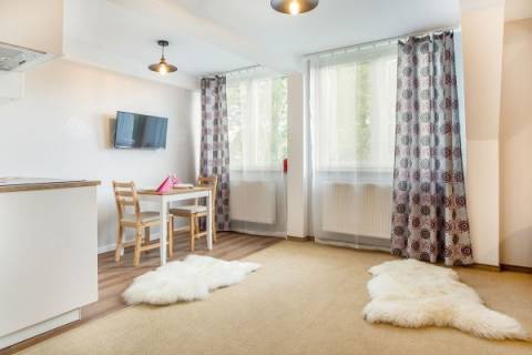 Black Apart- noclegi w górach