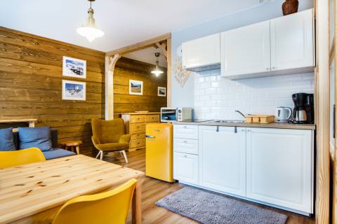 Black Apart- noclegi w górach