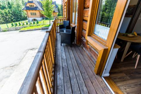 Black Apart- noclegi w górach