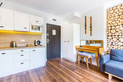 Black Apart- noclegi w górach