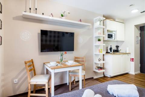 Black Apart- noclegi w górach