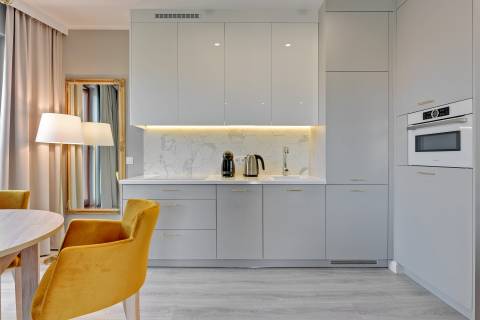 Blue Mandarin Island