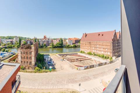 Blue Mandarin Island