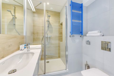 Blue Mandarin Island