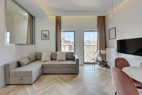 Blue Mandarin Apartments