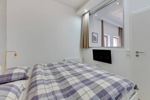 Blue Mandarin Apartments