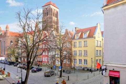 Blue Mandarin Apartments