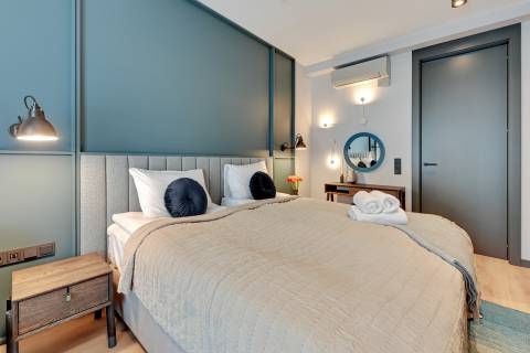Blue Mandarin Apartments
