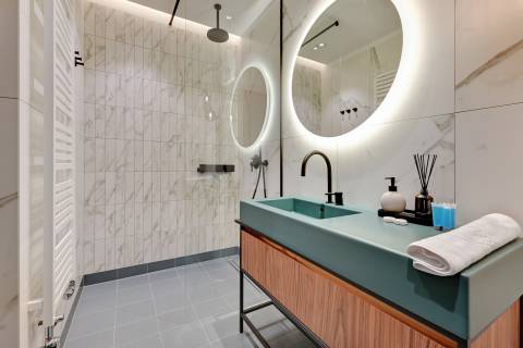 Blue Mandarin Apartments