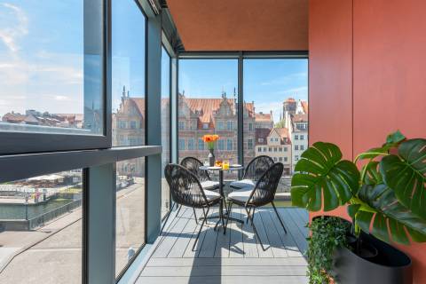 Blue Mandarin Apartments