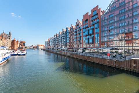 Blue Mandarin Apartments