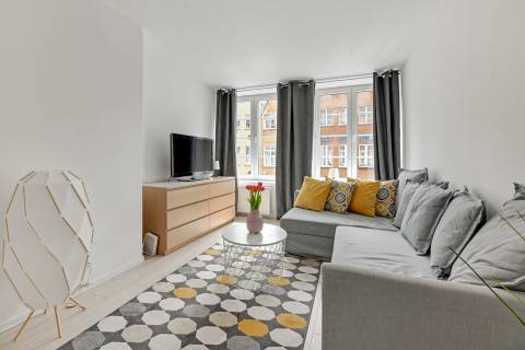 Blue Mandarin Apartments