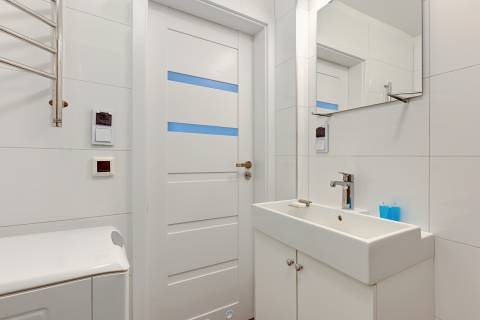 Blue Mandarin Apartments