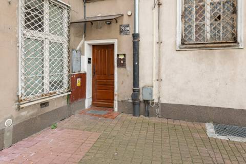 Blue Mandarin Apartments