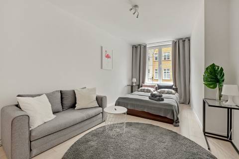 Blue Mandarin Apartments