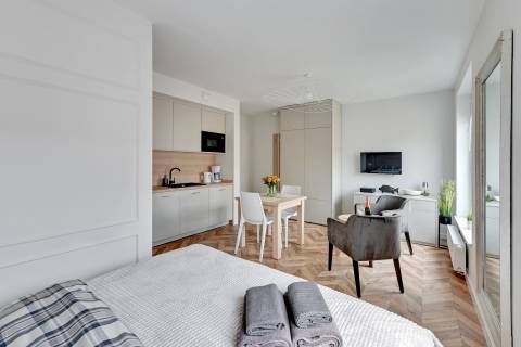 Blue Mandarin Apartments