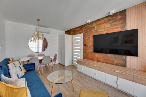 Blue Mandarin Apartments