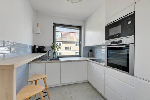 Blue Mandarin Apartments