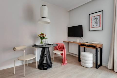 Blue Mandarin Apartments