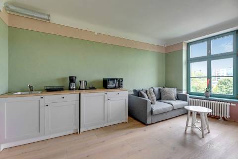 Blue Mandarin Apartments