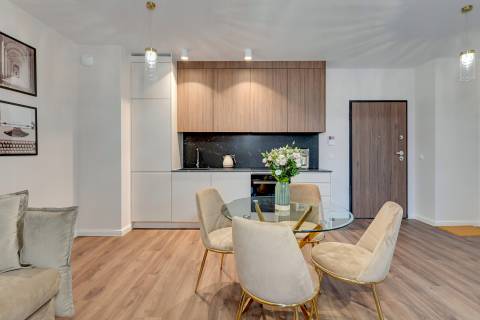 Blue Mandarin Apartments