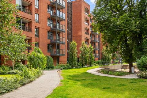 Blue Mandarin Apartments