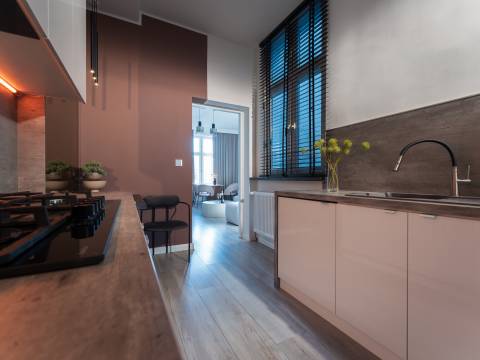 Blue Mandarin Apartments