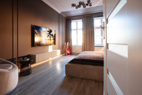 Blue Mandarin Apartments