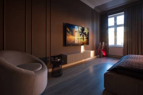 Blue Mandarin Apartments