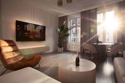 Blue Mandarin Apartments