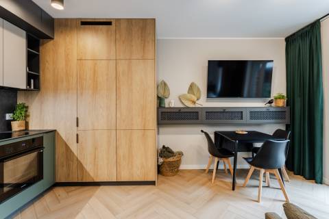 Blue Mandarin Apartments