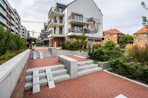 Blue Mandarin Apartments