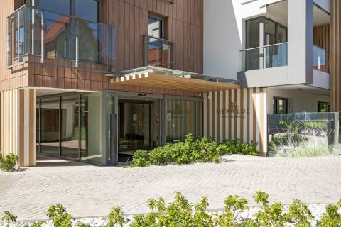 Blue Mandarin Apartments