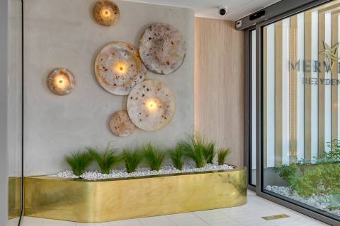 Blue Mandarin Apartments