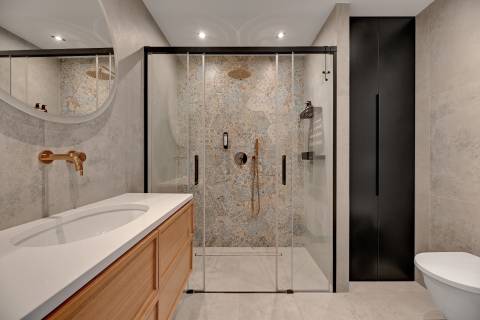 Blue Mandarin Apartments