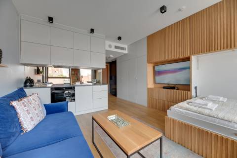 Blue Mandarin Apartments