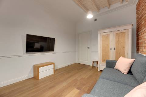 Blue Mandarin Apartments